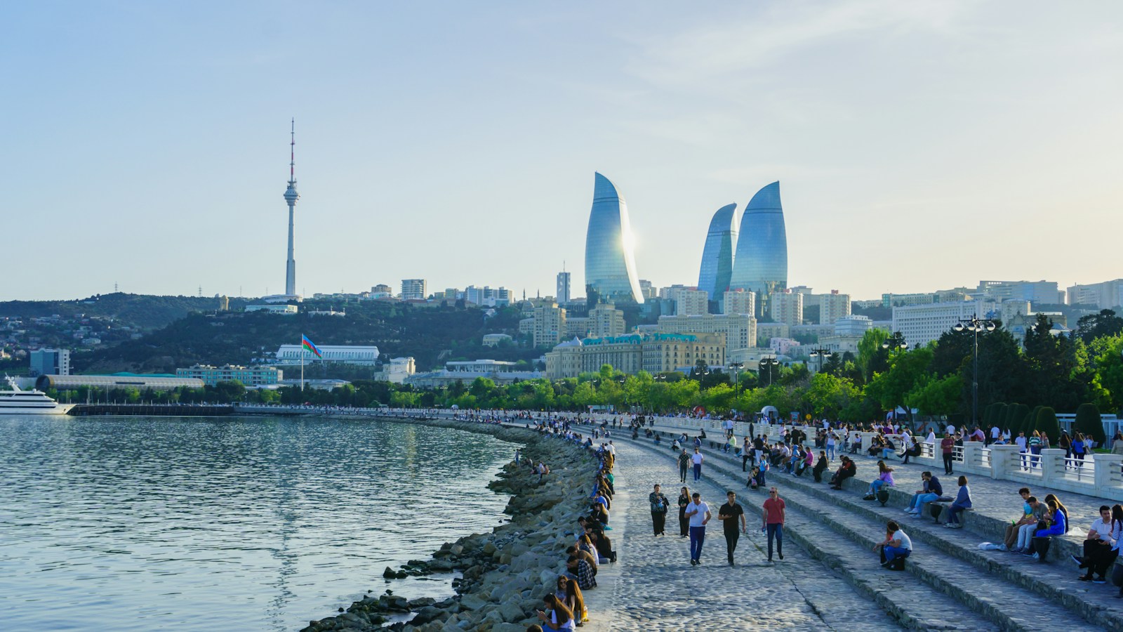 Azerbaijan Migration Law Updates: Key Changes to Residence Permits, Business Eligibility, and Compliance Requirements